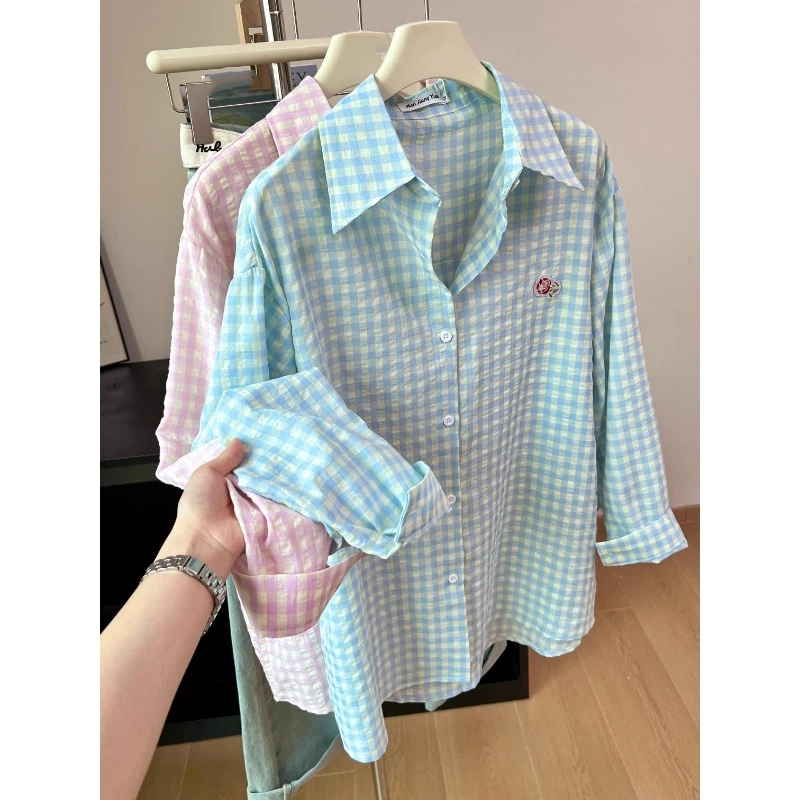 Street Fashion In Korea - Embroidery Flower Plaid Design Shirts &