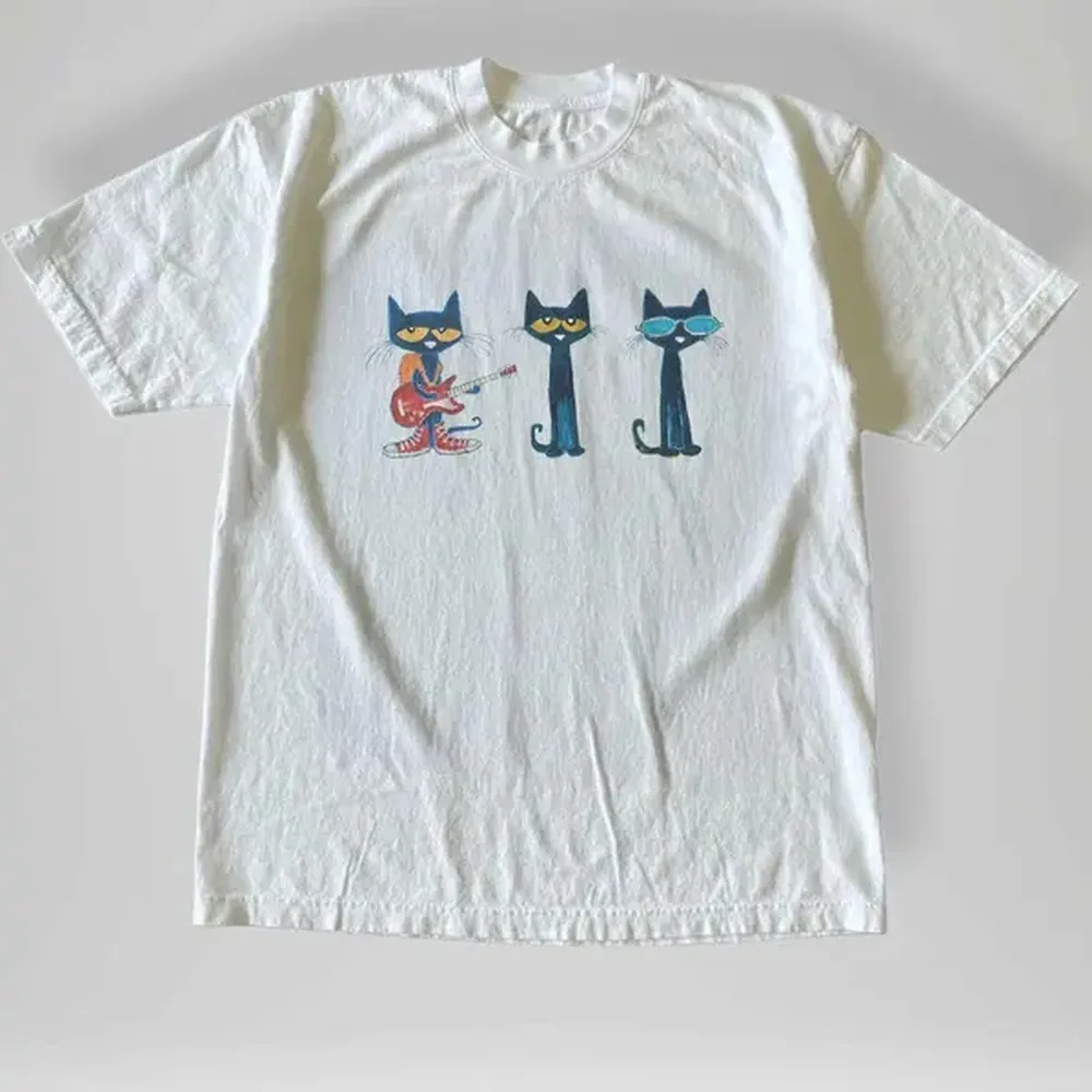 Street Fashion Types - Cute Pete the Cat T-Shirt, Cat