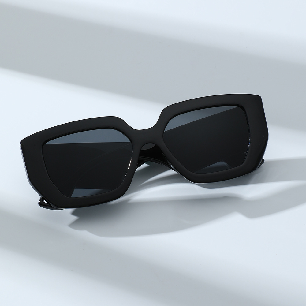 Super Large BoxSunglasses Wome - Street Fashion Photography recension och pris