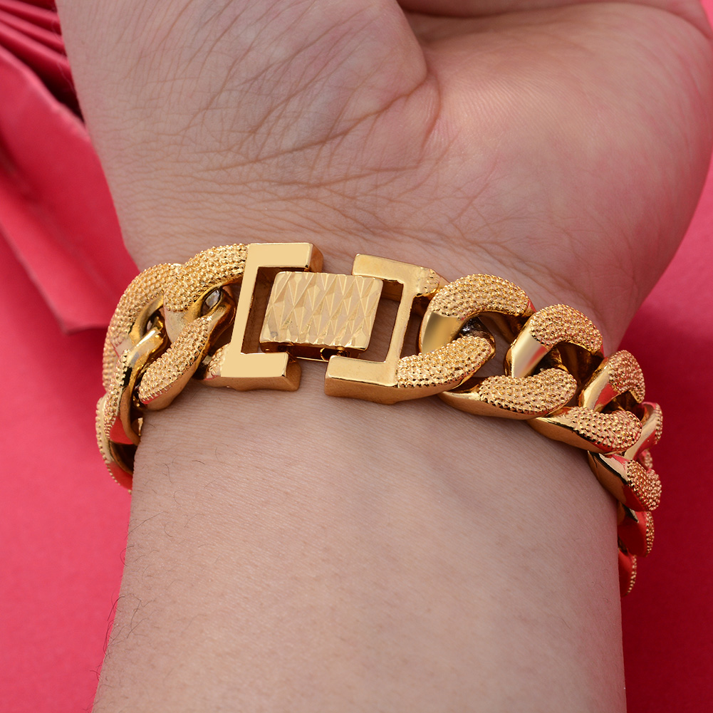 18k Dubai Gold Color  Bracelet - Street Fashion Dubai recension och pris