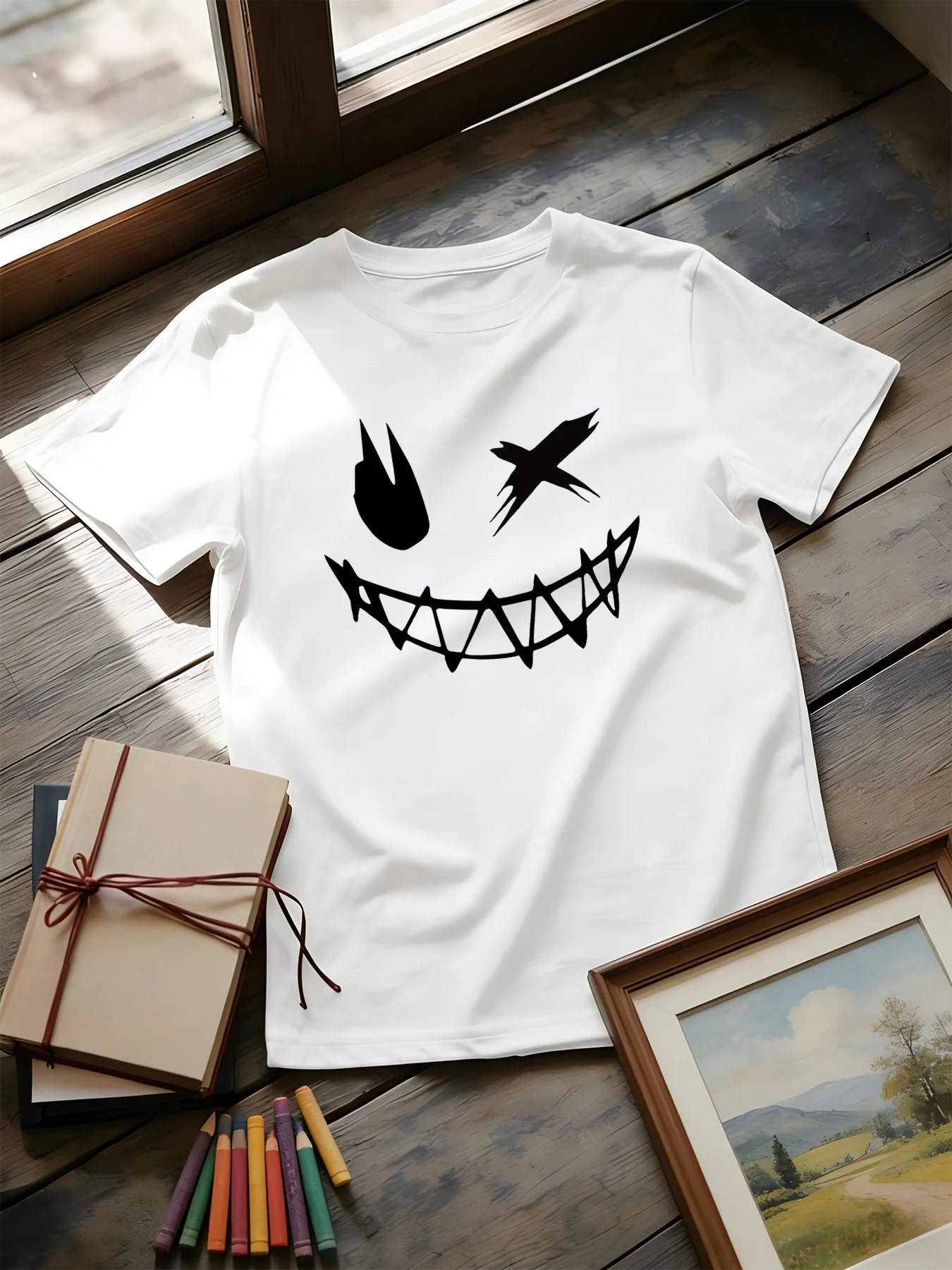 Dark Devil Smiling Face Fashio - Street Fashion Culture recension och pris