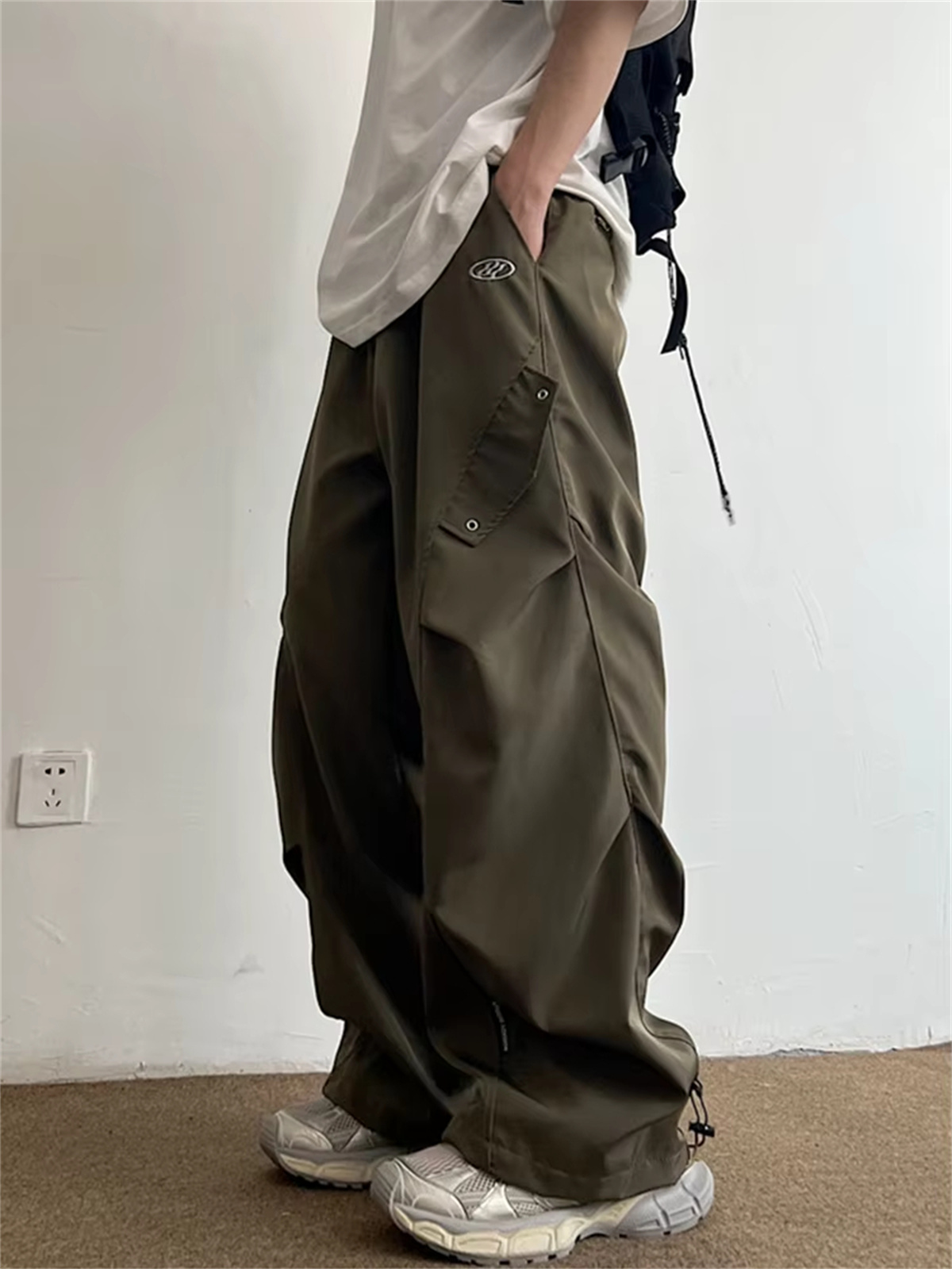 Techwear Parachute Cargo Pants - Street Fashion In Korea recension och pris