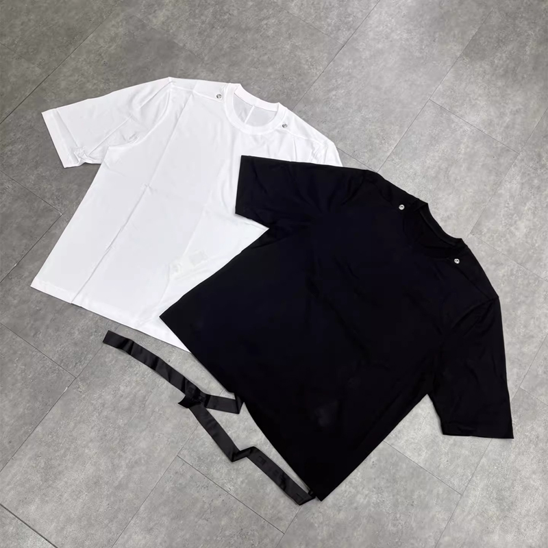 Oversize RO Style Metal Buckle - Longline Tee Oversized recension och pris