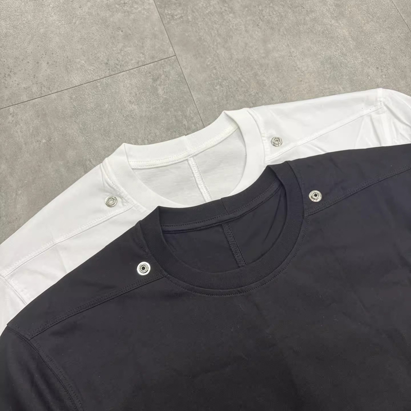 Oversize RO Style Metal Buckle - Longline Tee Oversized recension och pris