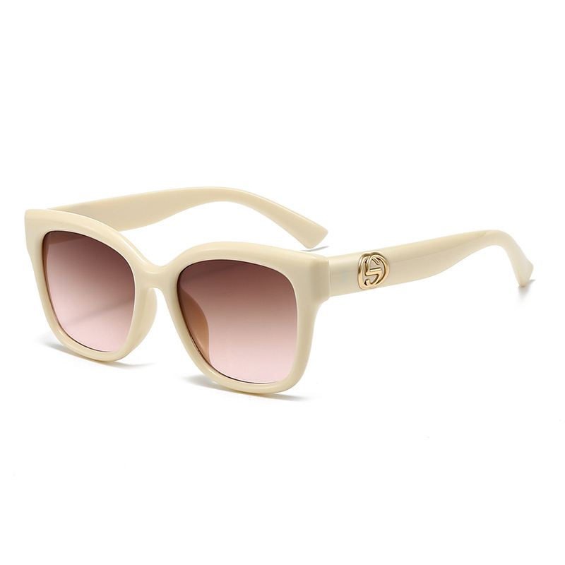 Retro Minimalist Solid Color F - Street Fashion Photography recension och pris